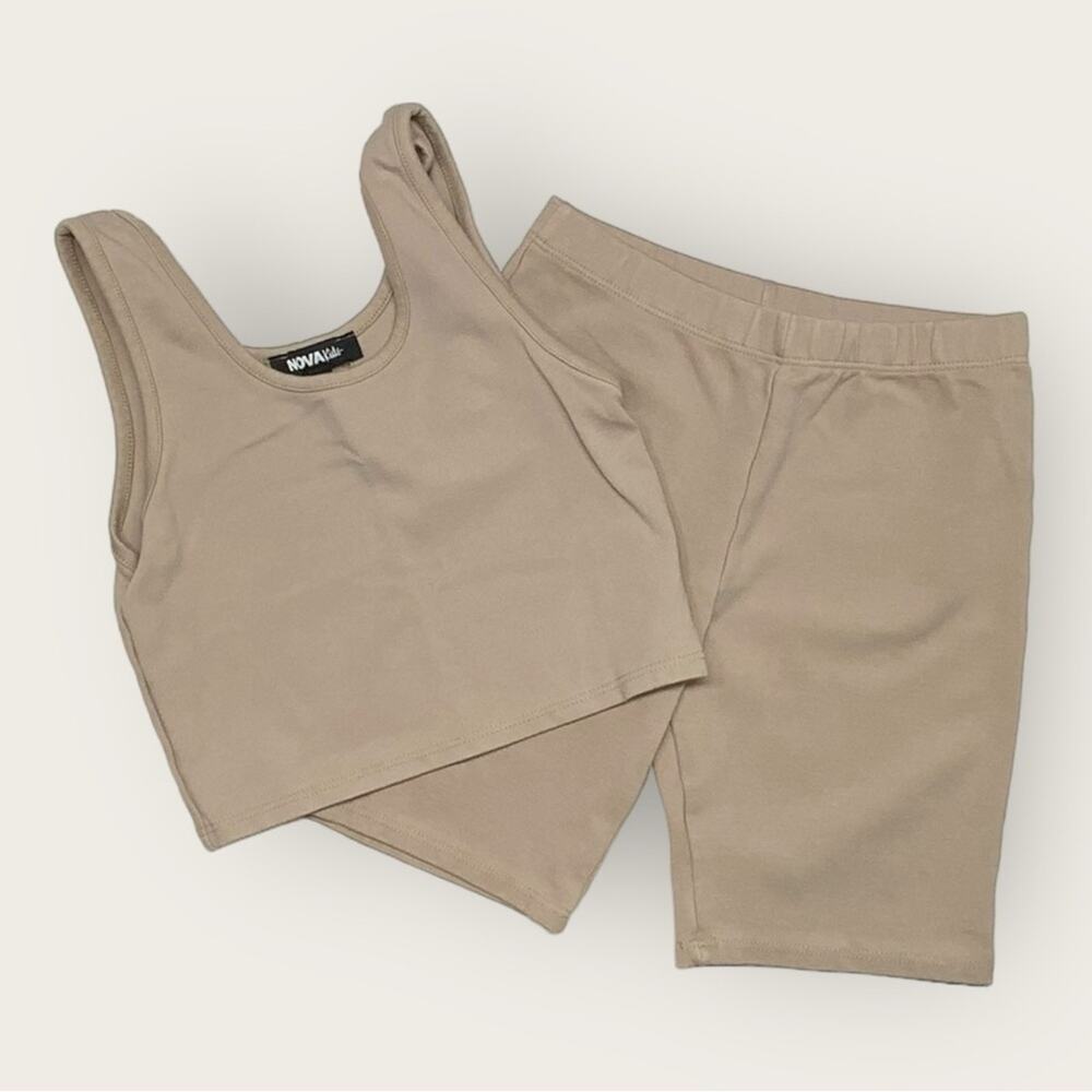 EUC | Nova Kids | 2-piece Athletic Set | Beige | Girl’s 8